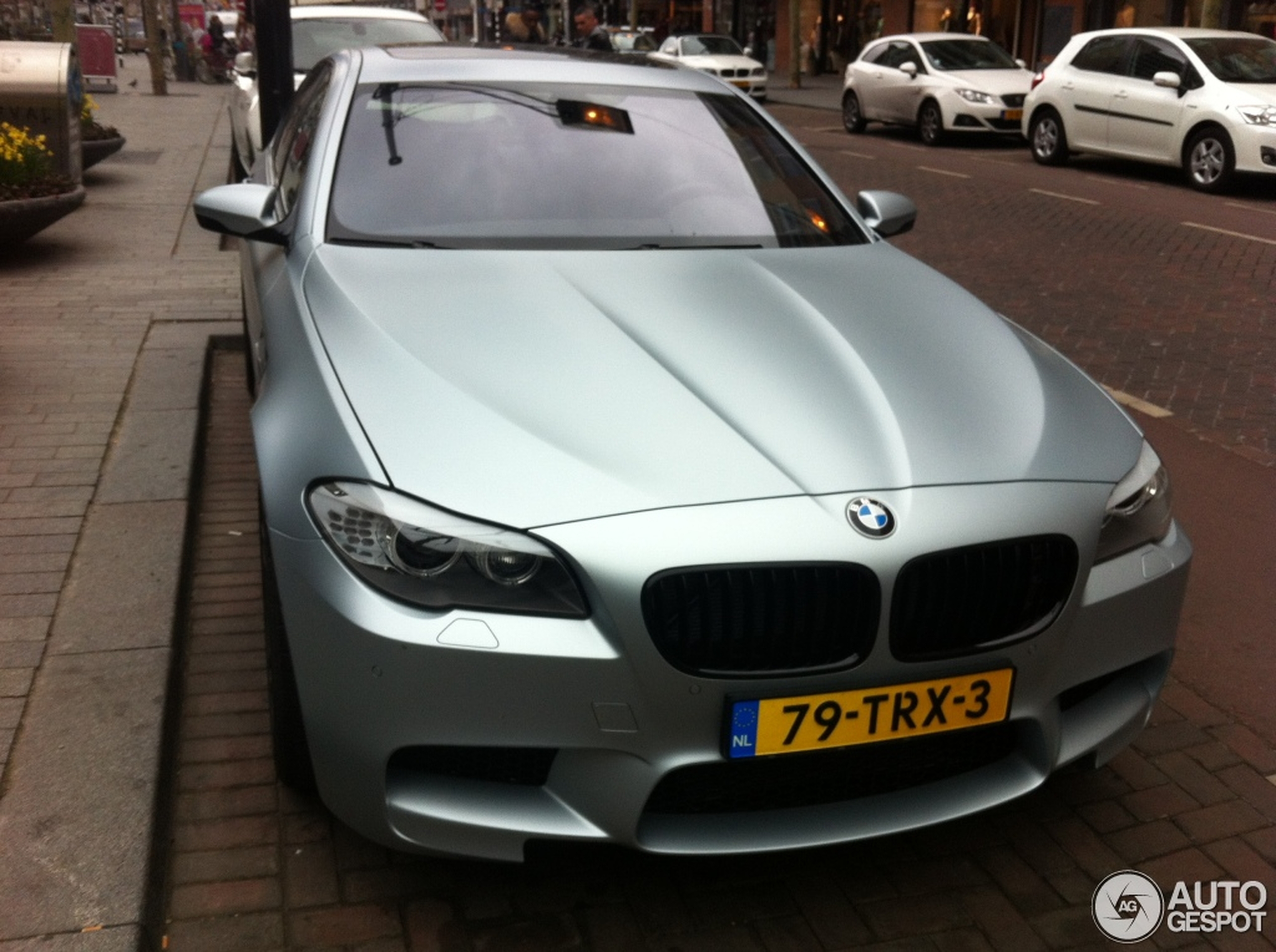 BMW M5 F10 2011