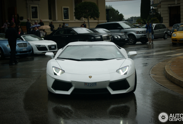 Lamborghini Aventador LP700-4