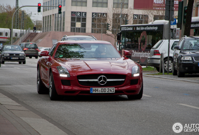 Mercedes-Benz SLS AMG