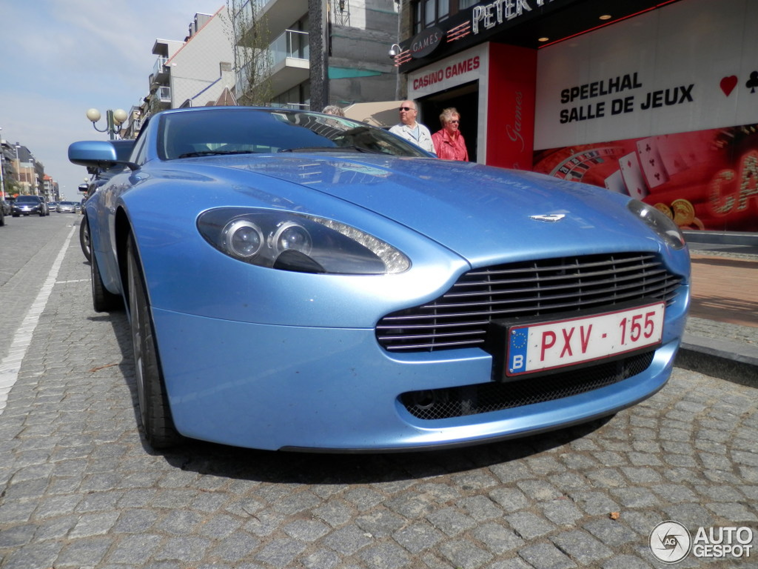 Aston Martin V8 Vantage Roadster