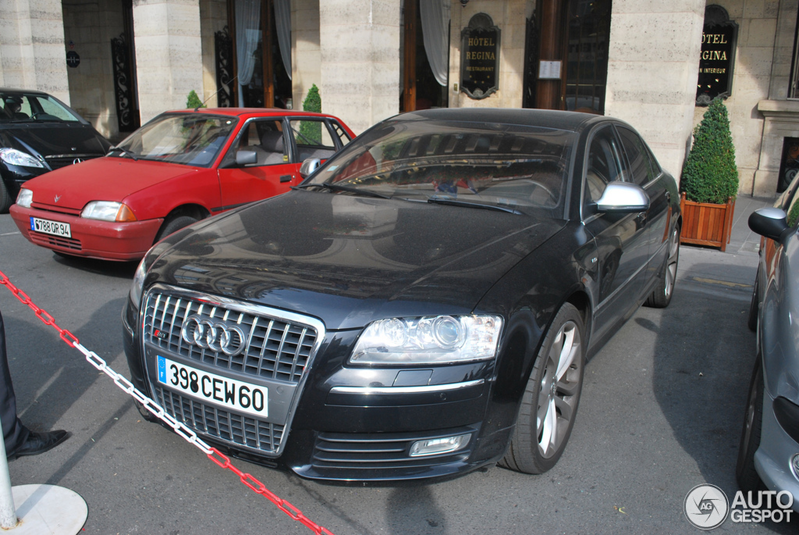 Audi S8 D3