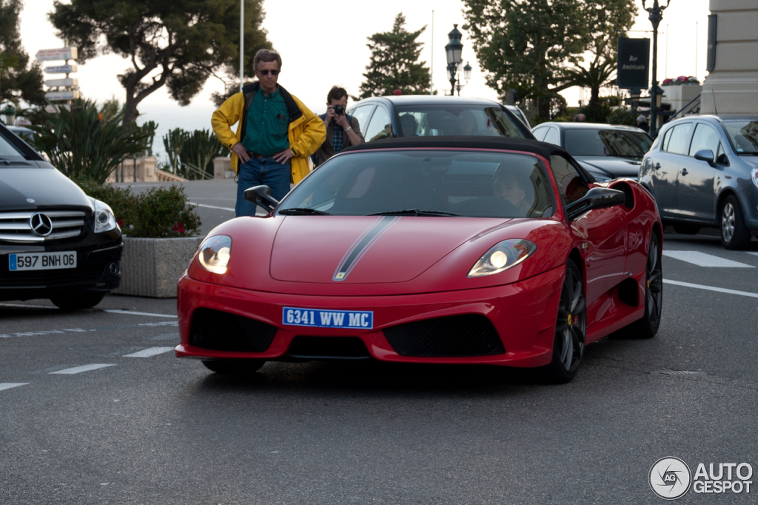 Ferrari Scuderia Spider 16M