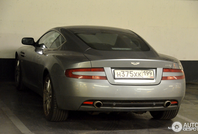 Aston Martin DB9