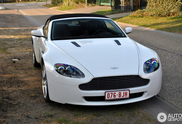 Aston Martin V8 Vantage Roadster