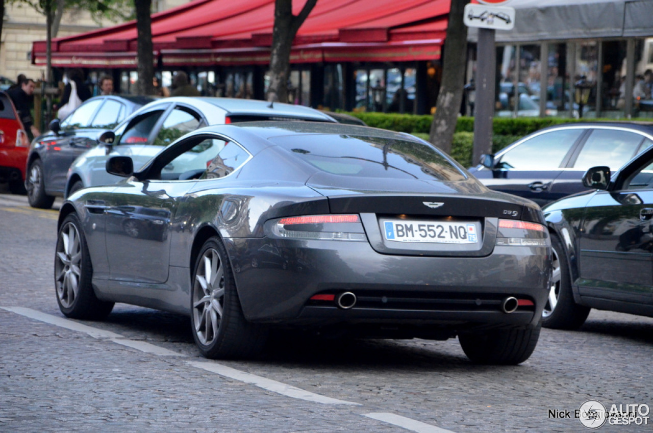 Aston Martin DB9