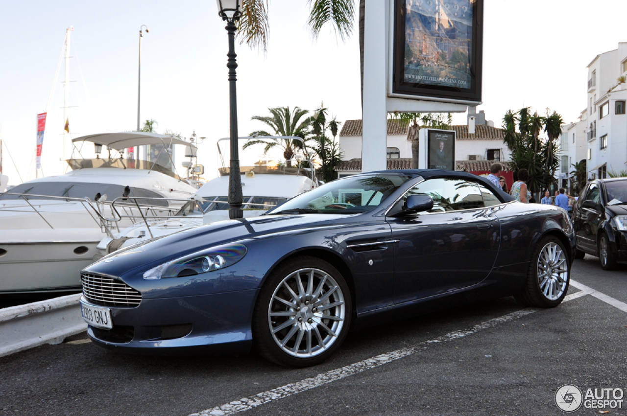 Aston Martin DB9 Volante