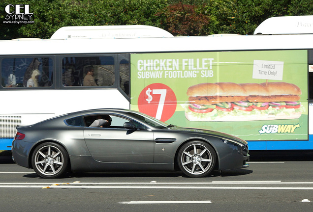 Aston Martin V8 Vantage