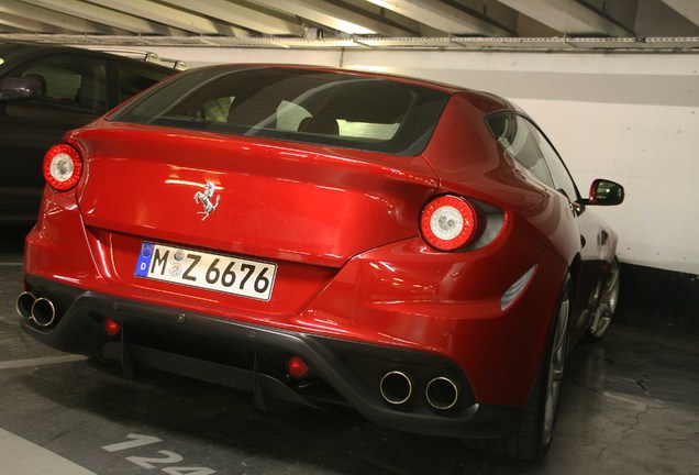 Ferrari FF