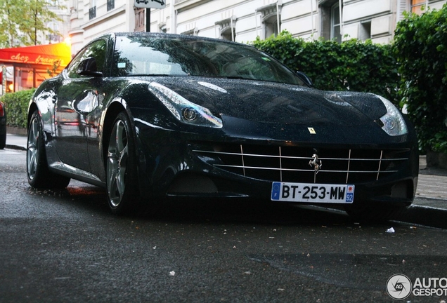 Ferrari FF