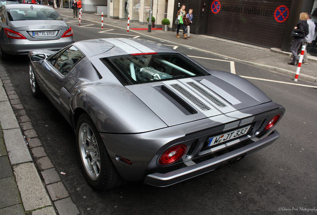 Ford GT