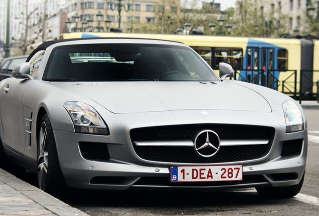 Mercedes-Benz SLS AMG Roadster