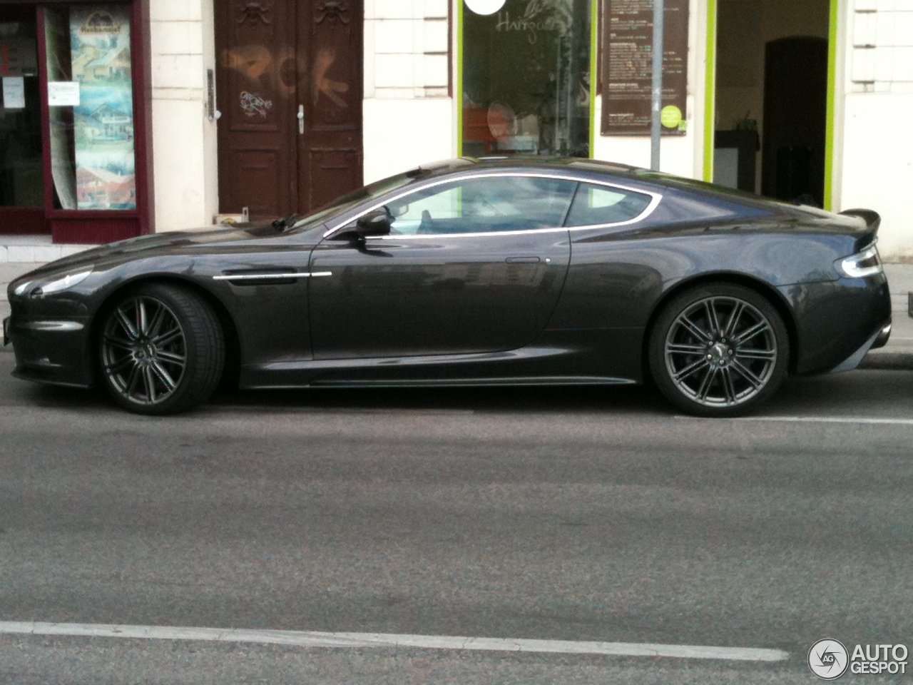 Aston Martin DBS