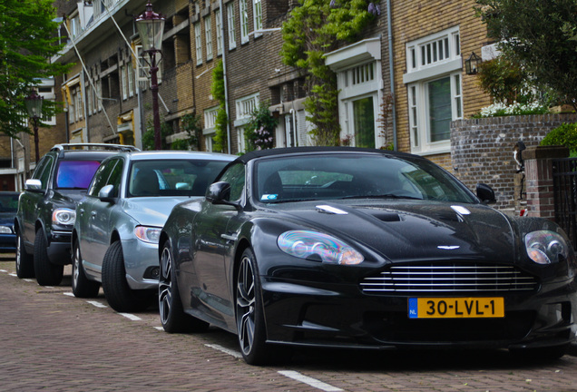 Aston Martin DBS Volante