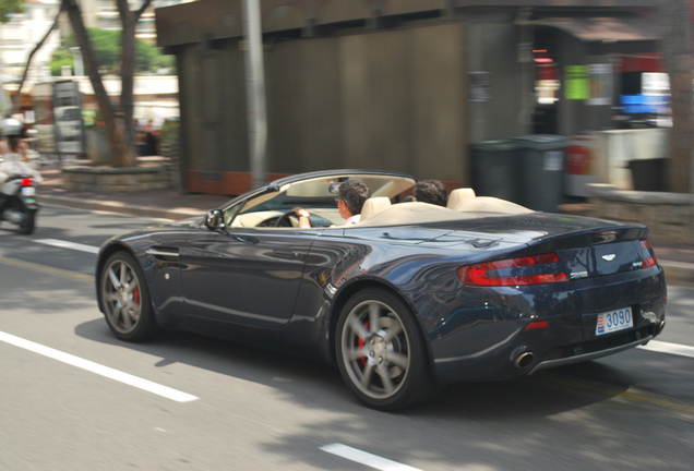 Aston Martin V8 Vantage Roadster