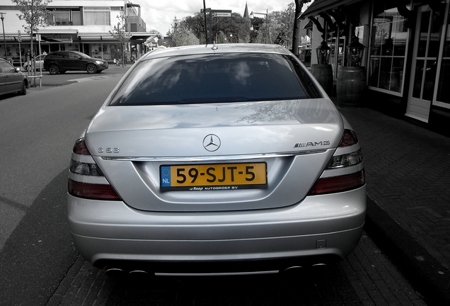 Mercedes-Benz S 63 AMG W221