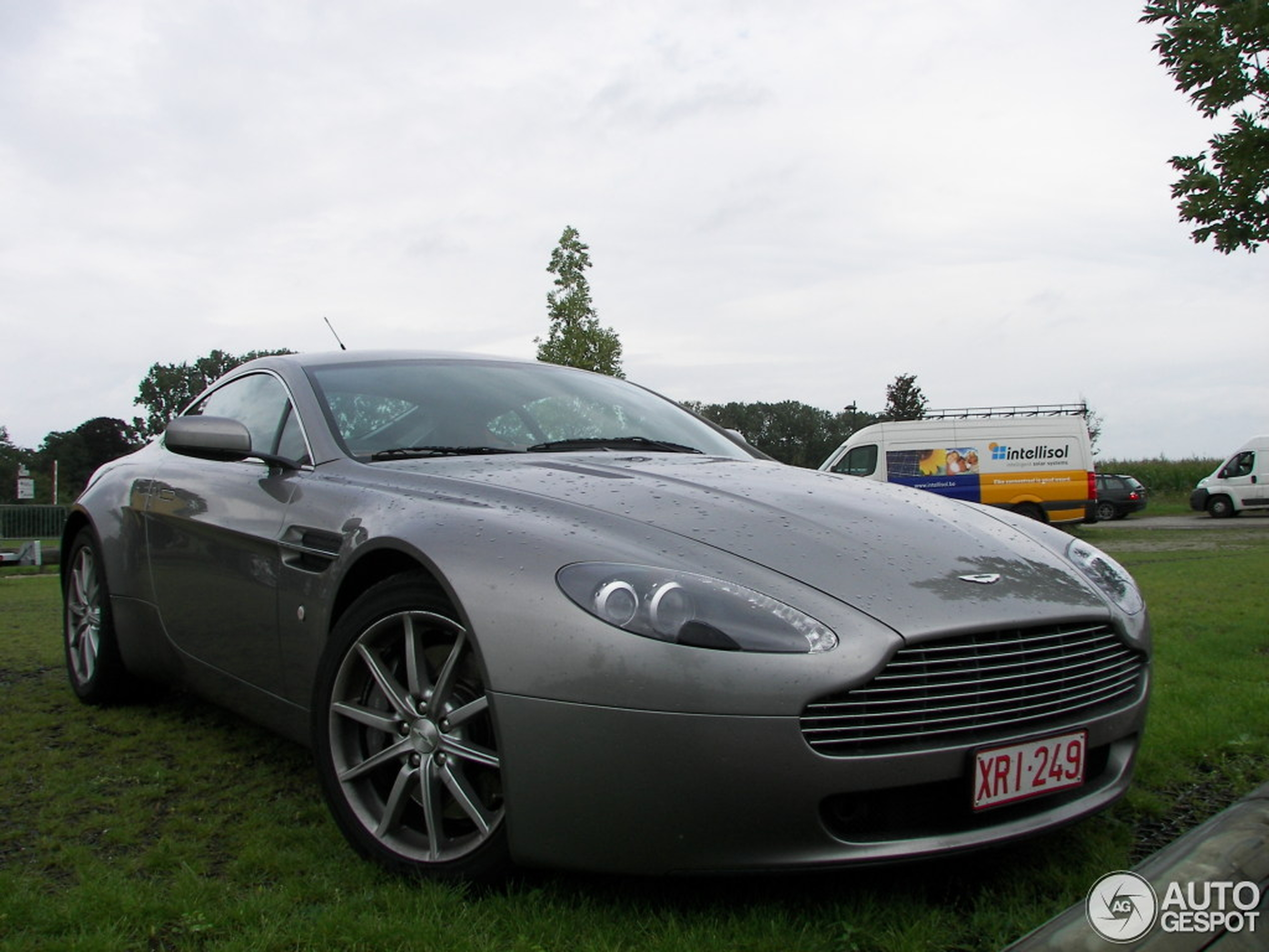 Aston Martin V8 Vantage