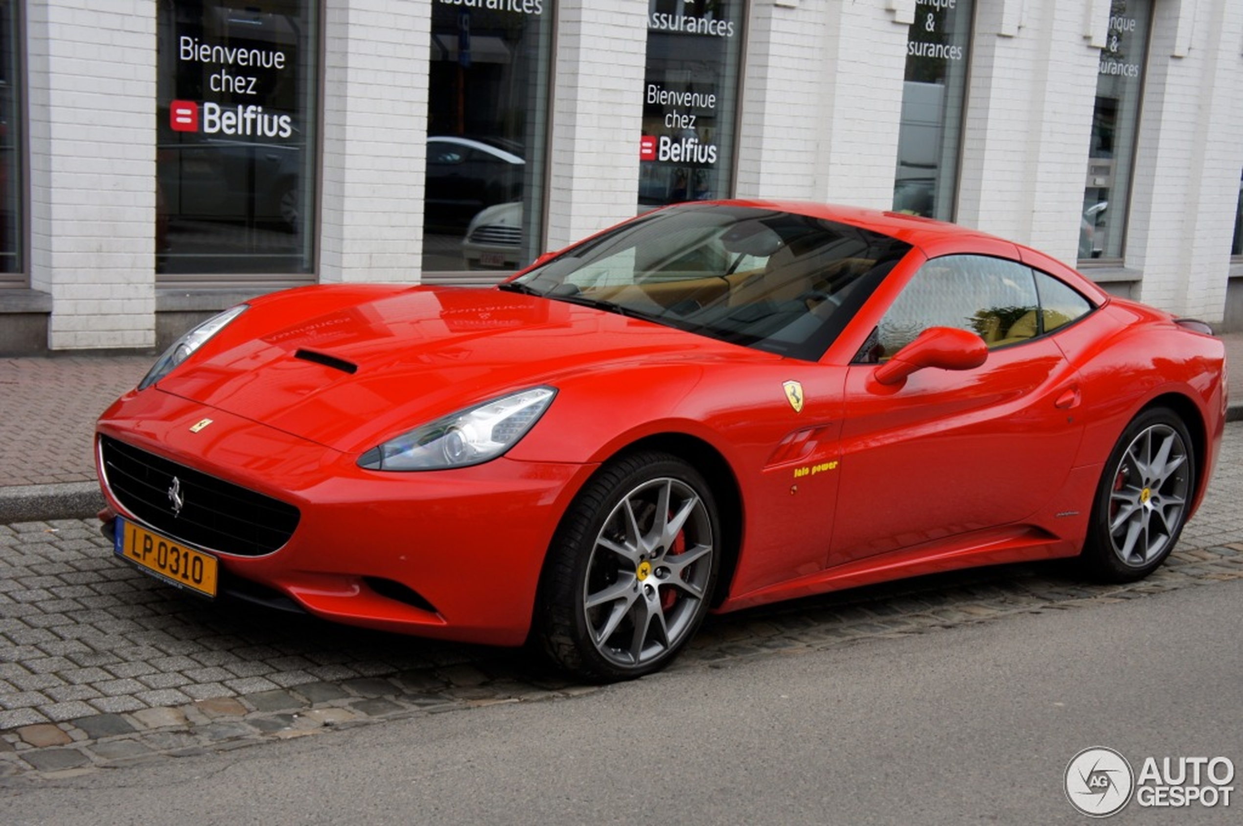 Ferrari California