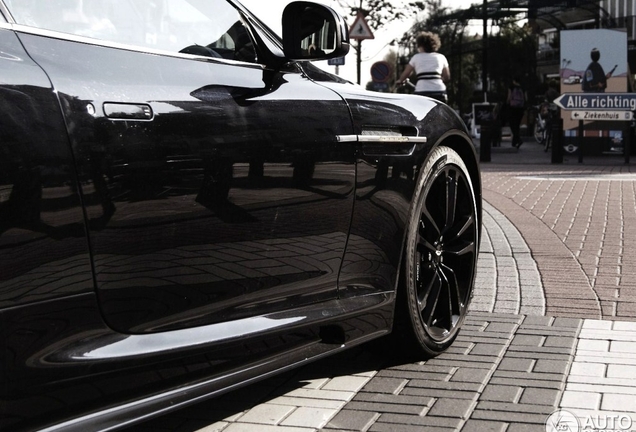 Aston Martin DBS Volante