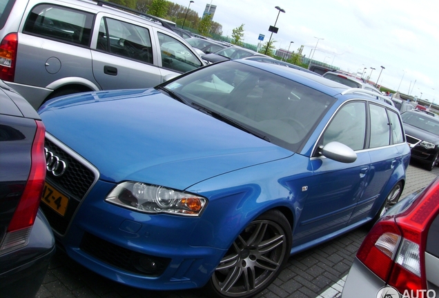 Audi RS4 Avant B7