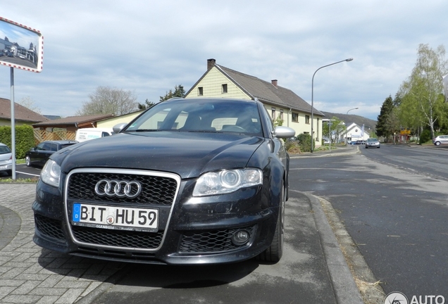 Audi RS4 Avant B7