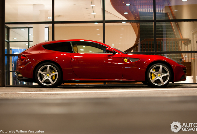 Ferrari FF