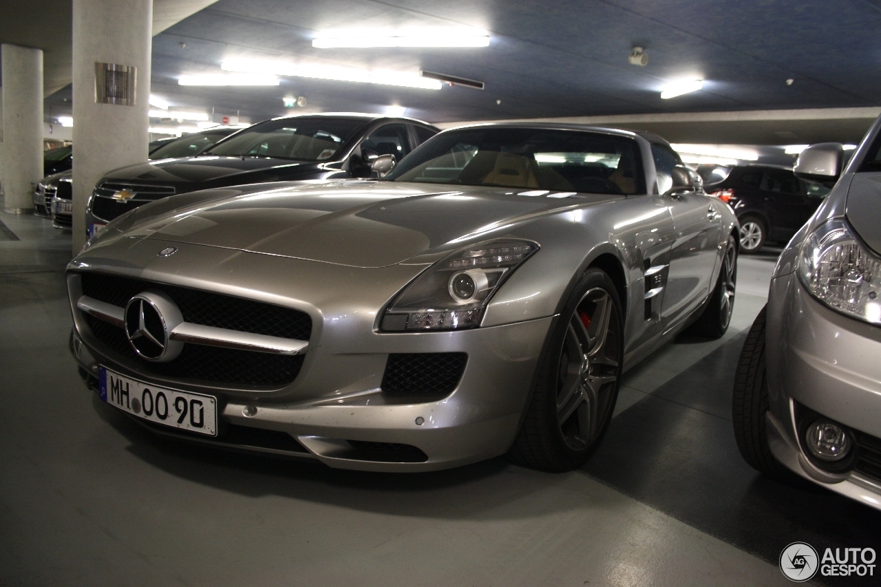 Mercedes-Benz SLS AMG Roadster