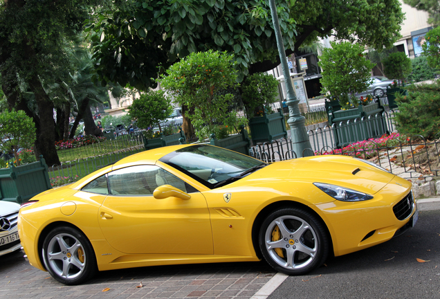 Ferrari California