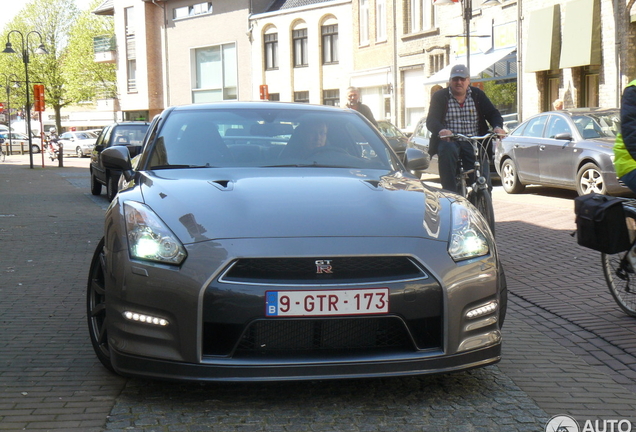 Nissan GT-R 2011