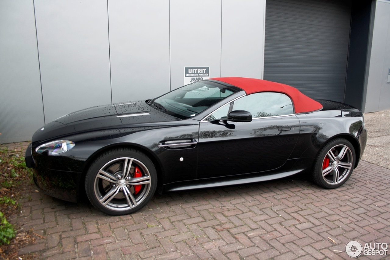 Aston Martin V8 Vantage N400 Roadster