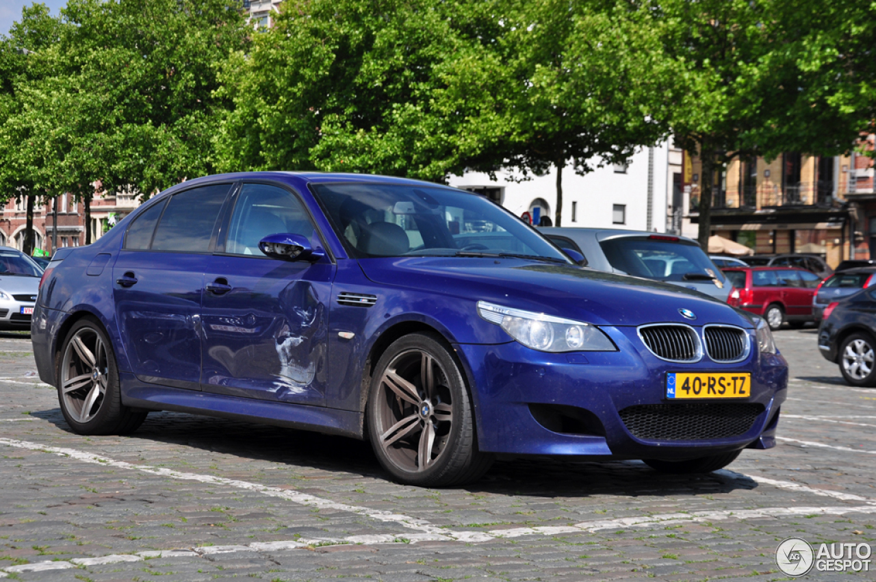 BMW M5 E60 2005