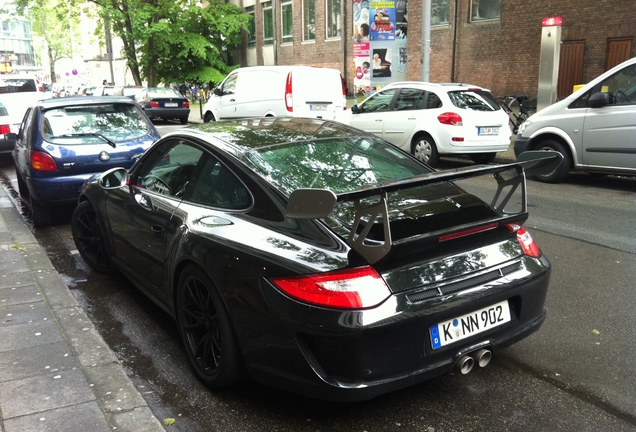 Porsche 997 GT3 RS 4.0