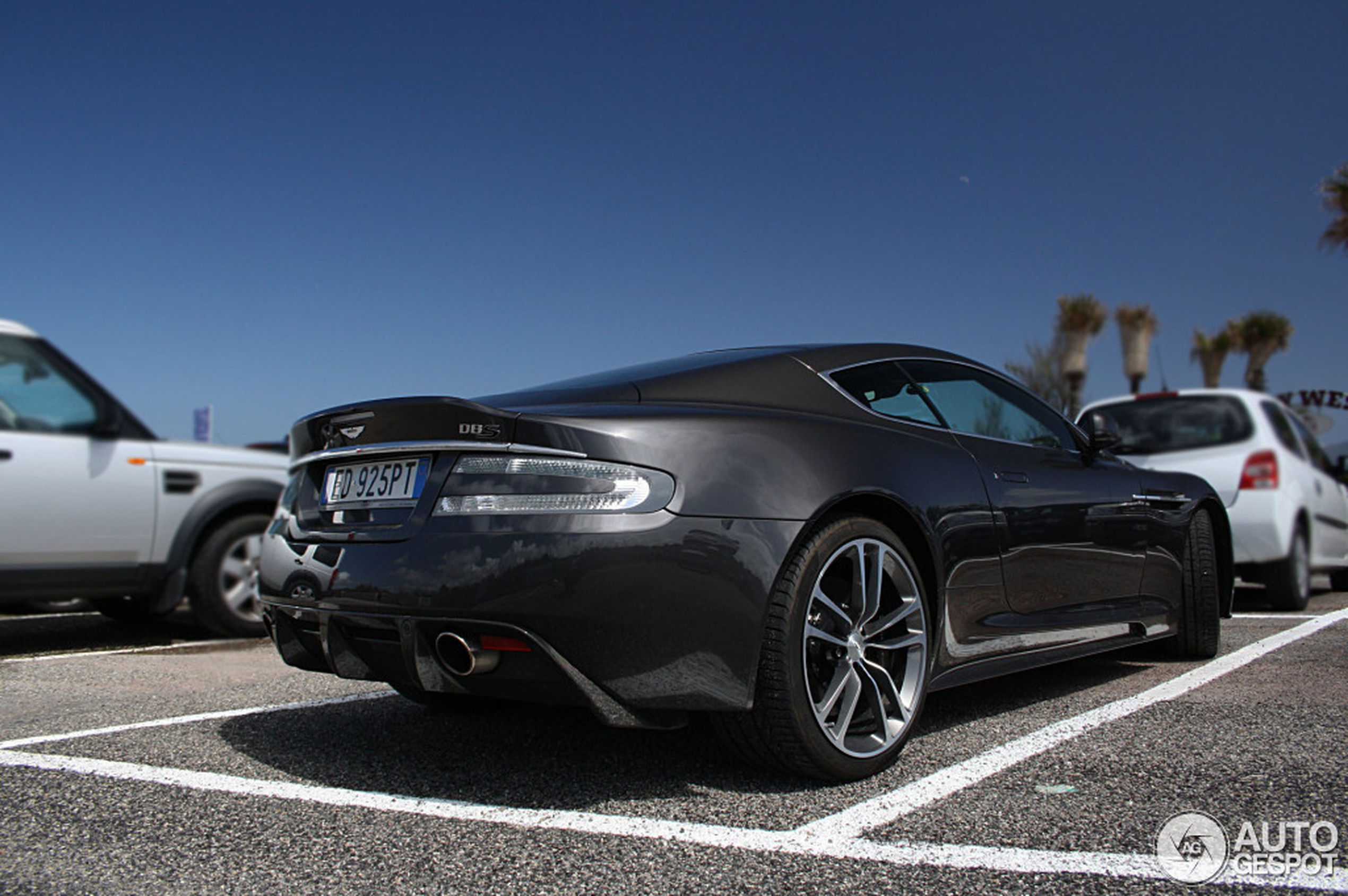 Aston Martin DBS