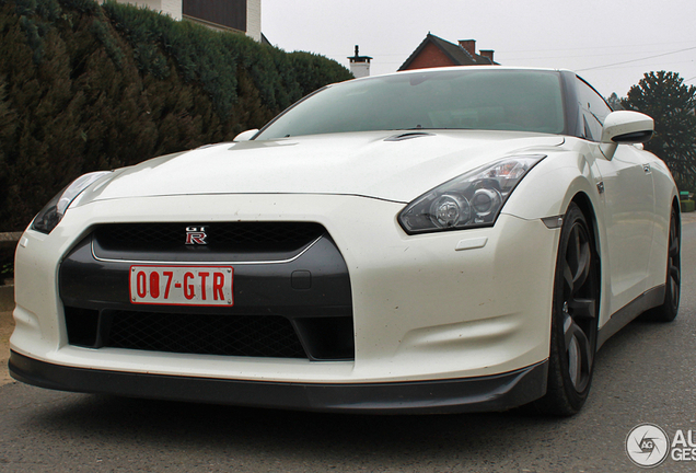 Nissan GT-R