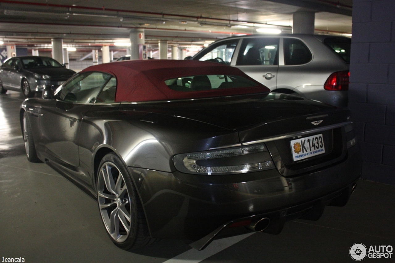 Aston Martin DBS Volante