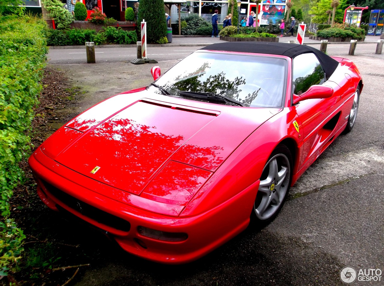 Ferrari F355 Spider