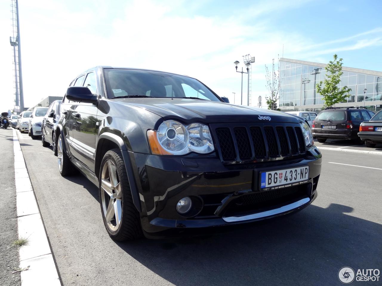 Jeep Grand Cherokee SRT-8 2005