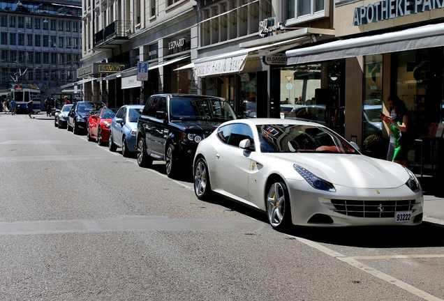 Ferrari FF