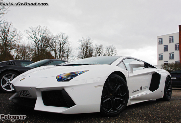 Lamborghini Aventador LP700-4