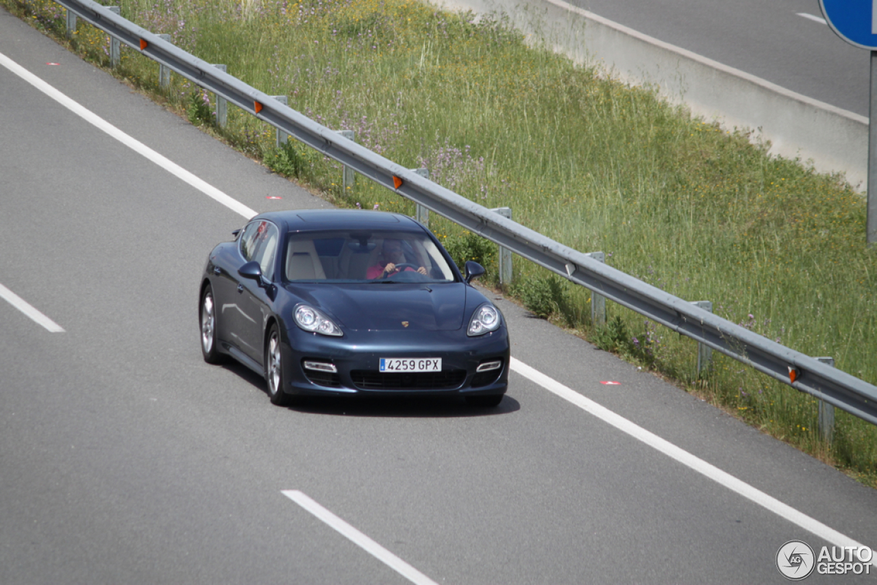 Porsche 970 Panamera Turbo MkI