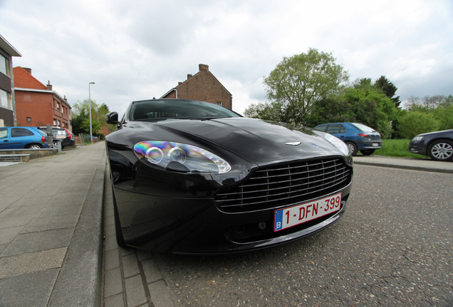 Aston Martin V8 Vantage