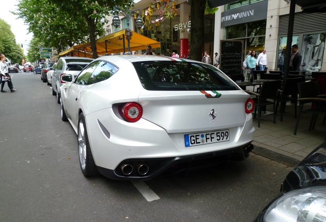 Ferrari FF