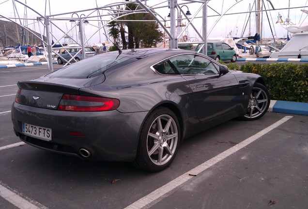 Aston Martin V8 Vantage