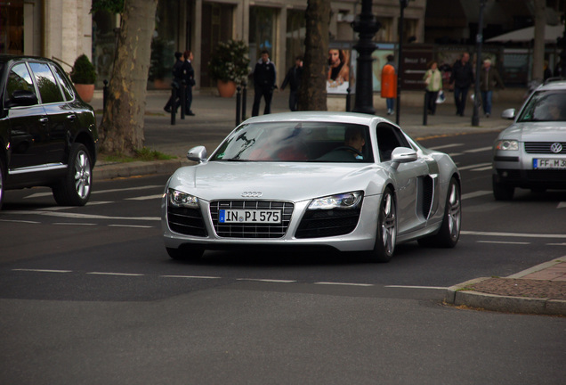 Audi R8 V10