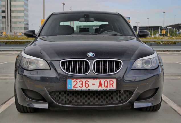 BMW M5 E60 2005