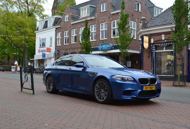 BMW M5 F10 2011