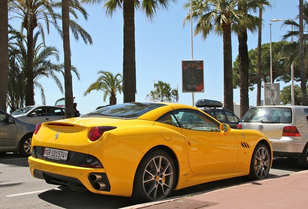 Ferrari California