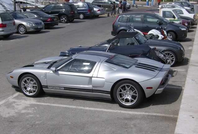 Ford GT