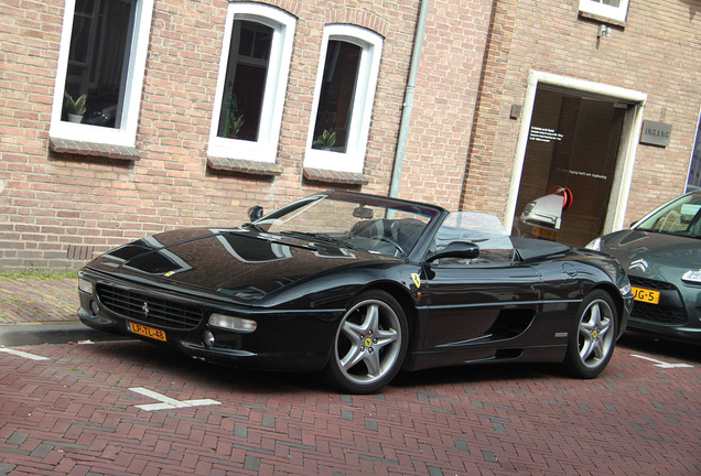 Ferrari F355 Spider