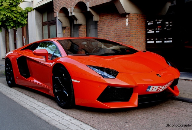 Lamborghini Aventador LP700-4