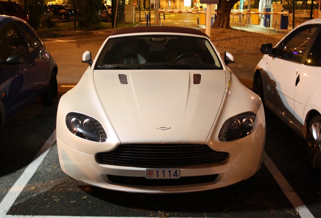 Aston Martin V8 Vantage Roadster